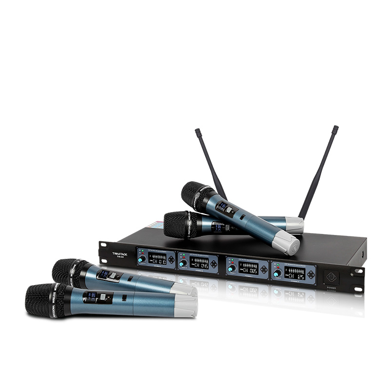 Factory sell Tw40 4 channel UHF wireless Microphone